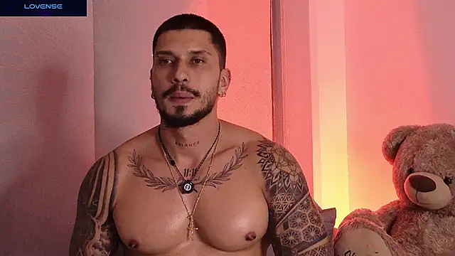 Seth_Vegaa live cam on StripChat