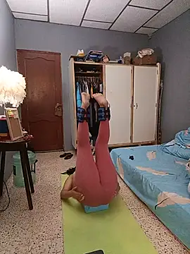 danelyhit stripchat