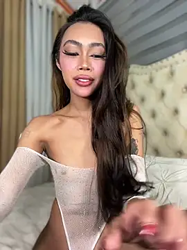 Innocent_yanixx69 live sex cam