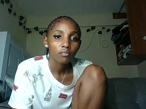 Velvet_peach webcam