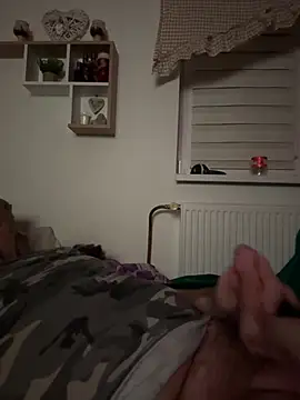 bart69777 (M mature) - Cum