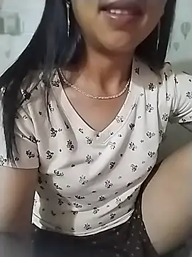 Helen-nn live cam on StripChat