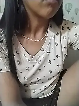 Helen-nn live cam on StripChat