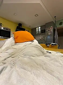 smint06 live cam on StripChat