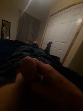 Feathers6-9 live cam on StripChat