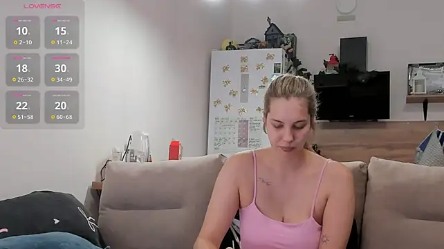 Hot__K live cam on StripChat