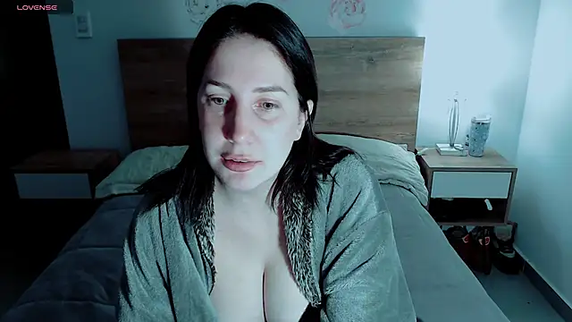 campanitaaanahi live cam on StripChat