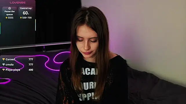 evvaavve live cam on StripChat
