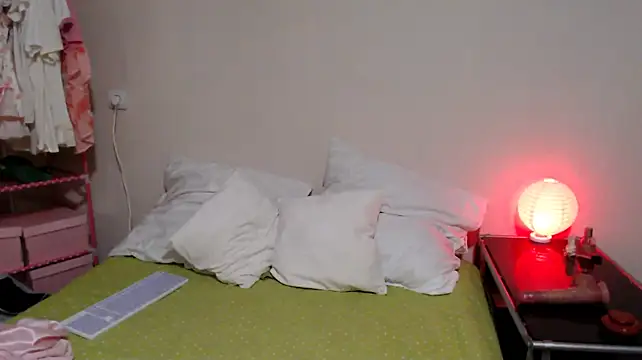 KatieMelone webcam