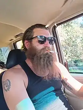 yourfavoritedaddy-2-4-69 (Ask my age) - Put cock in hole