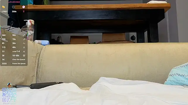 sweetsakurajane (F young) - add on my clit and go to heaven