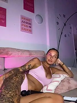 Rosieredxox