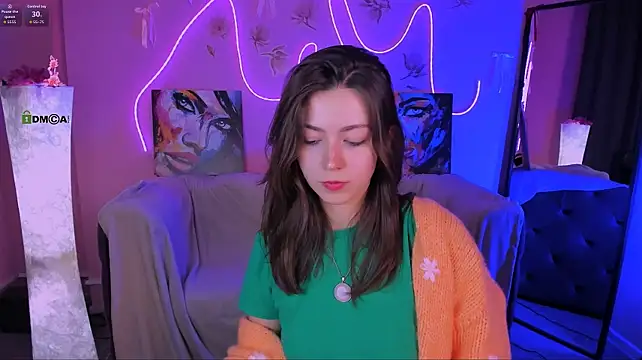 kitniss_dreamy (Ask my age) - flash boobs
