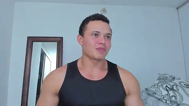 KingLevi01 live cam on StripChat