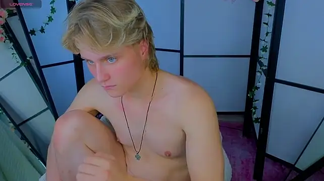 cumboydoll (M twink) - cam show with cum in mouth