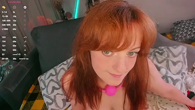 Alice_CutePerv live webcam