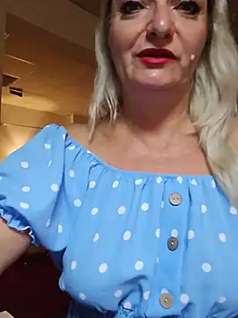 LadyTouch webcam