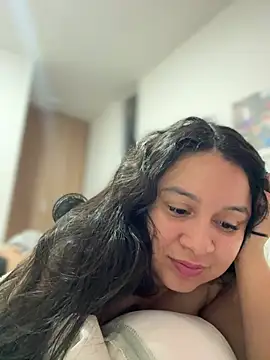 Pretty_Isadora webcam