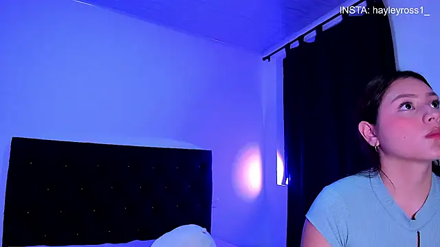HayleyRoss_ webcam