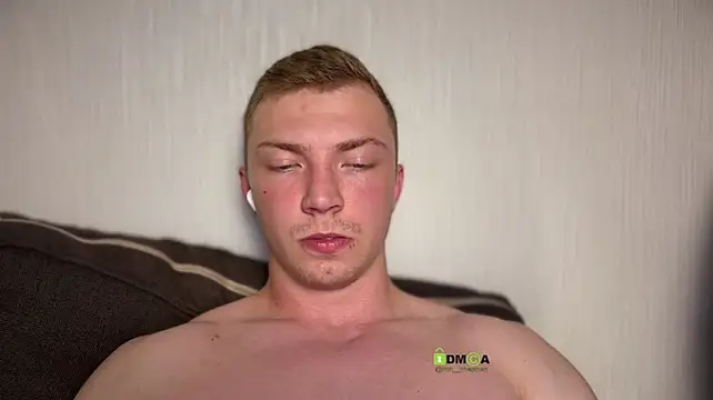 iron__chap webcam