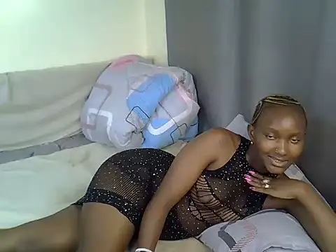 sexxydollyy live cam on StripChat