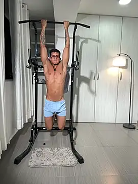 Paradise_boy__ live cam on StripChat