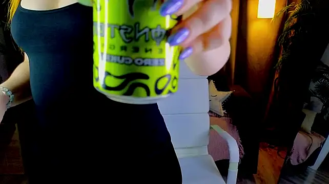 AliceBrightside live cam on StripChat