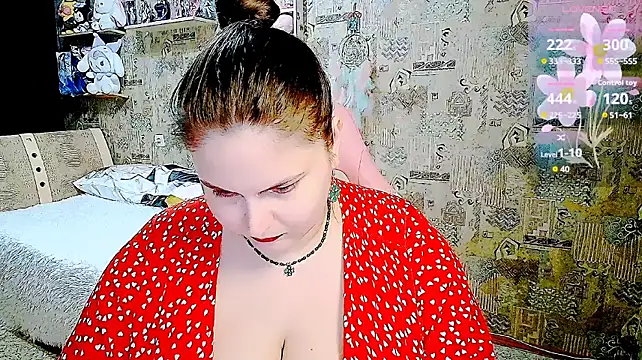 WhisperInTheDarkk webcam