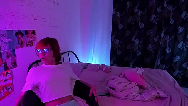 AnnexedPistol live cam on StripChat