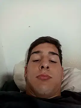 jhonluck2 live cam on StripChat