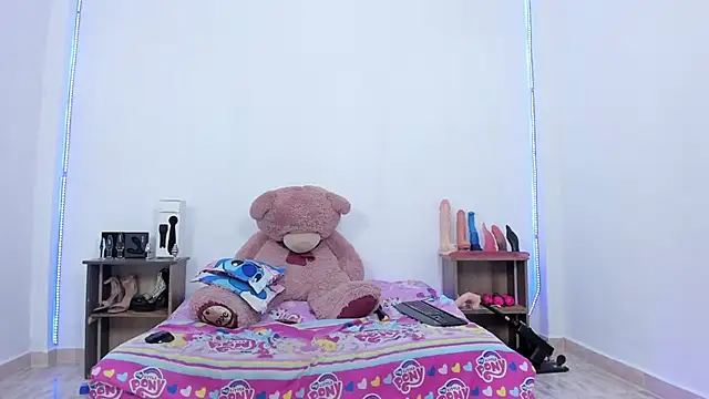 SusanLustTV webcam