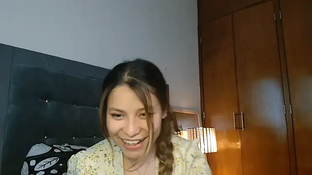 3littles live cam on StripChat