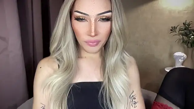 Alicegreenexx live cam on StripChat