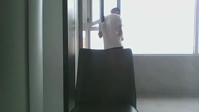 nole_china7 (Ask my age) - talk / fun / cum