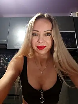 GhostLily1 live cam on StripChat