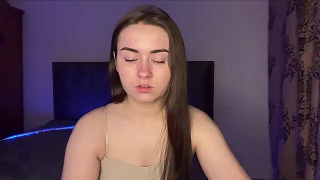 SelenaBrook webcam
