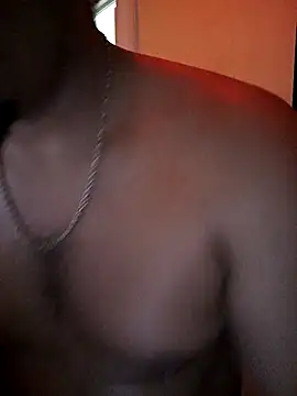 BlessedLucao live cam on StripChat