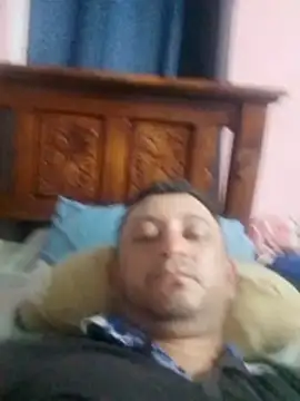 arnaldof50 live cam on StripChat