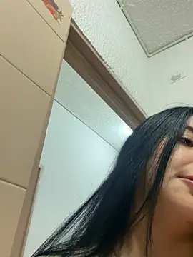 cami_olarte (F young) - Show tits