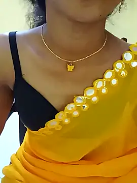 hotty_varsha_ (F young) - Boobs show