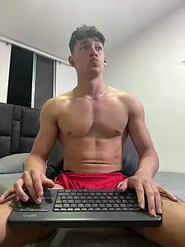 luke_muscle (M twink) - Make me Cum!!!
