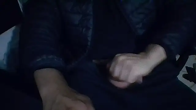 MachoScorpionCaralho live cam on StripChat