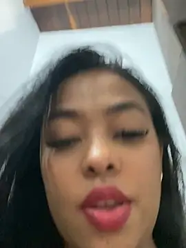 PUSHYLATE webcam