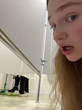 RussianWoman live cam