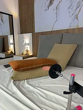 Stephany_Harlot webcam