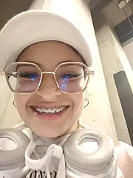 Emily_fiori webcam