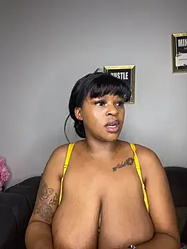 Baddest_Boobies live cam on StripChat