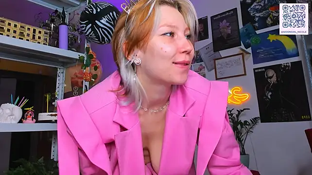 nicole_matt (F young) - blow out candles and make wish