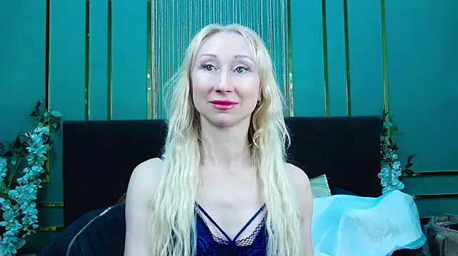 KissDreamm webcam