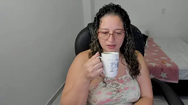 alejandra_milf_ webcam